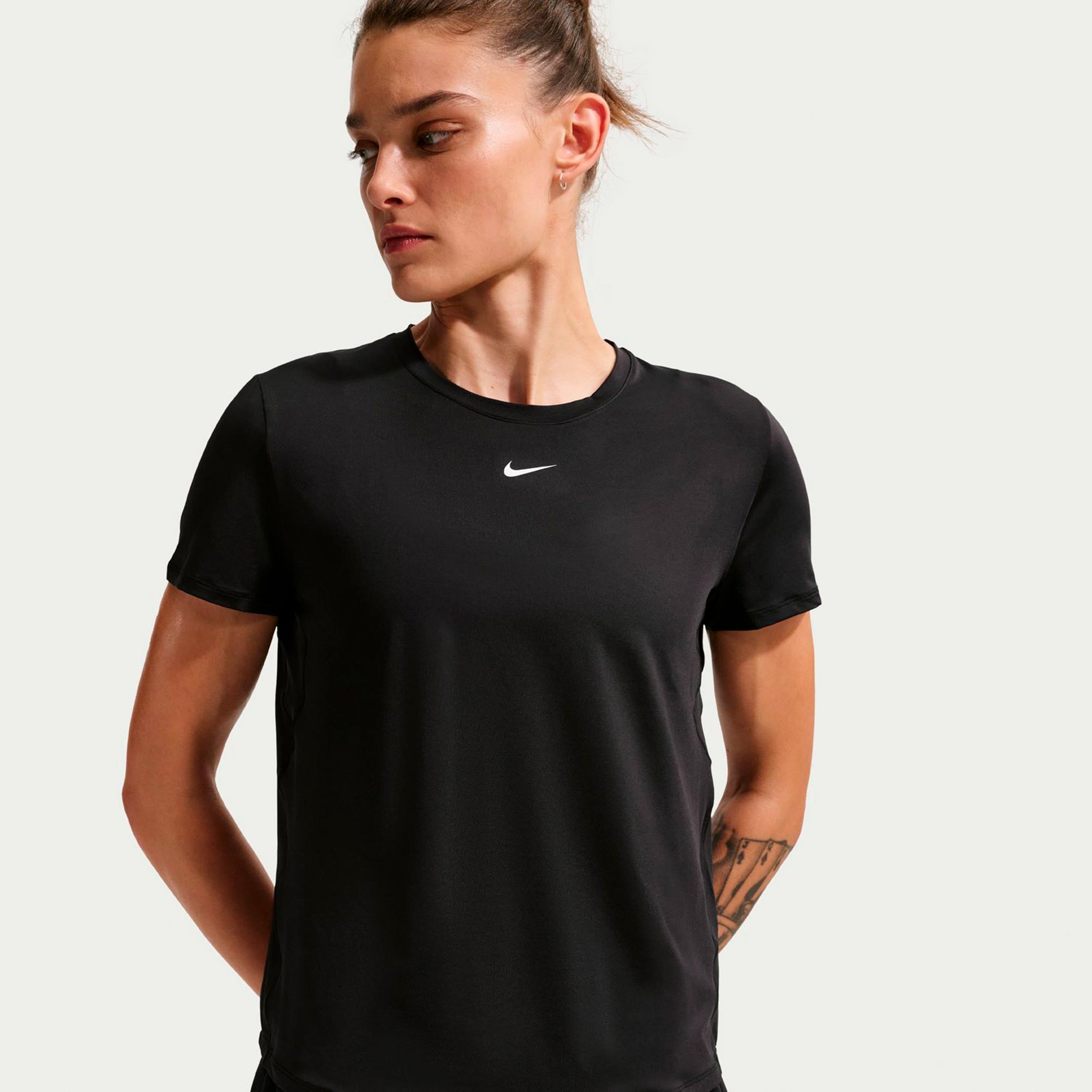 Nike One Dri-Fit T-shirt Femmes-noir, blanc