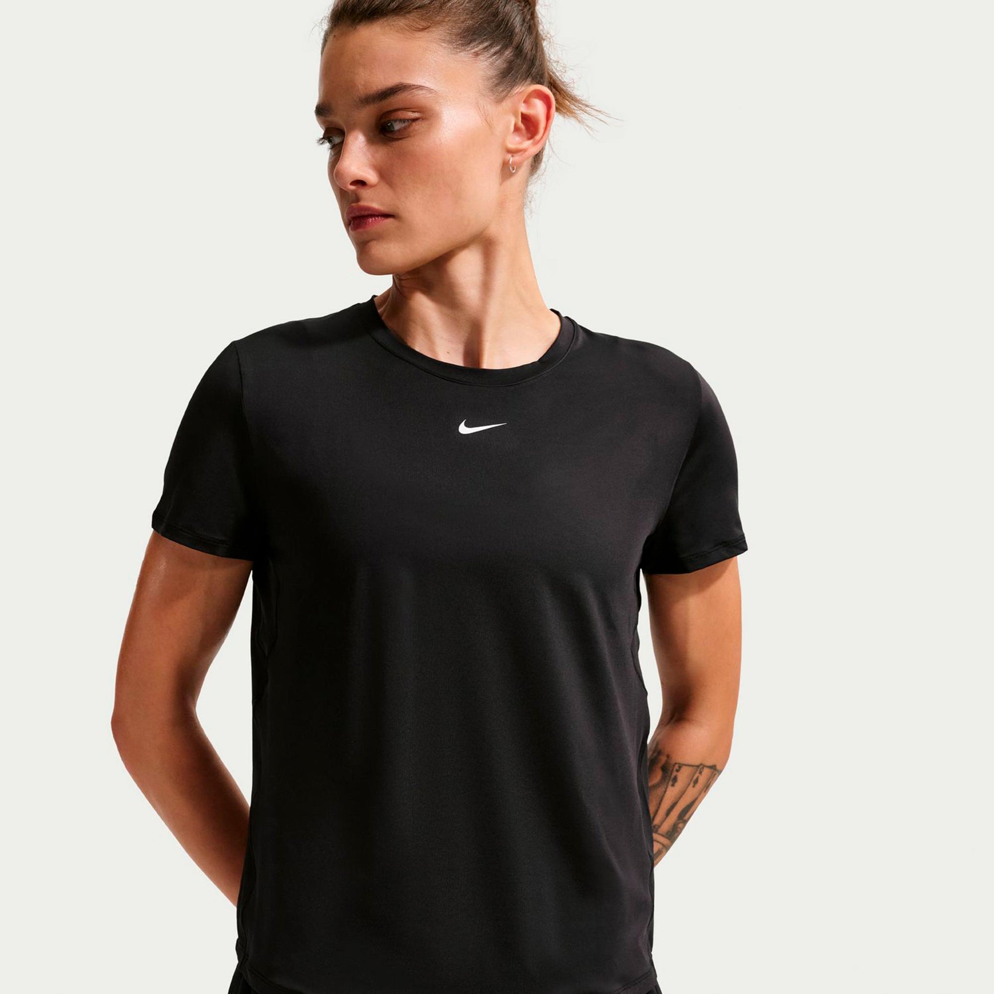 Nike One Dri-Fit T-shirt Femmes-noir, blanc